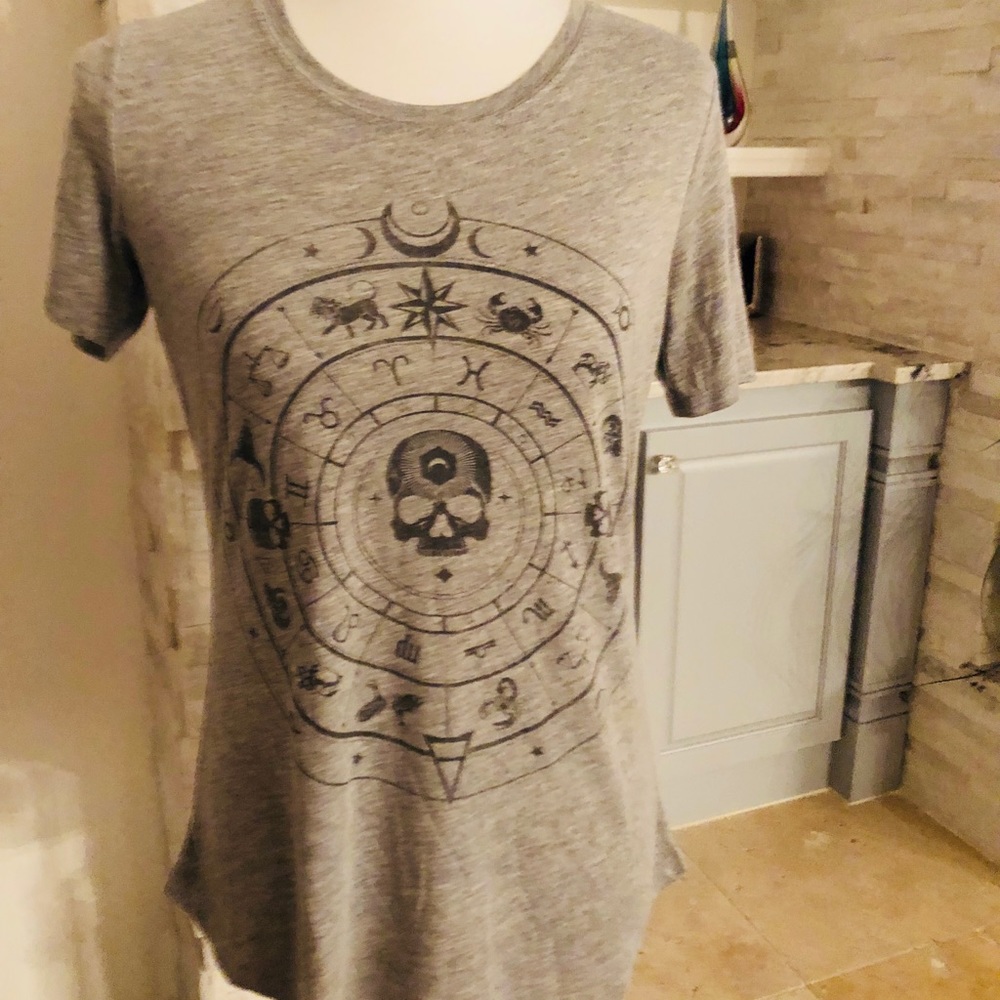 Zodiac gray t shirt Small NWT